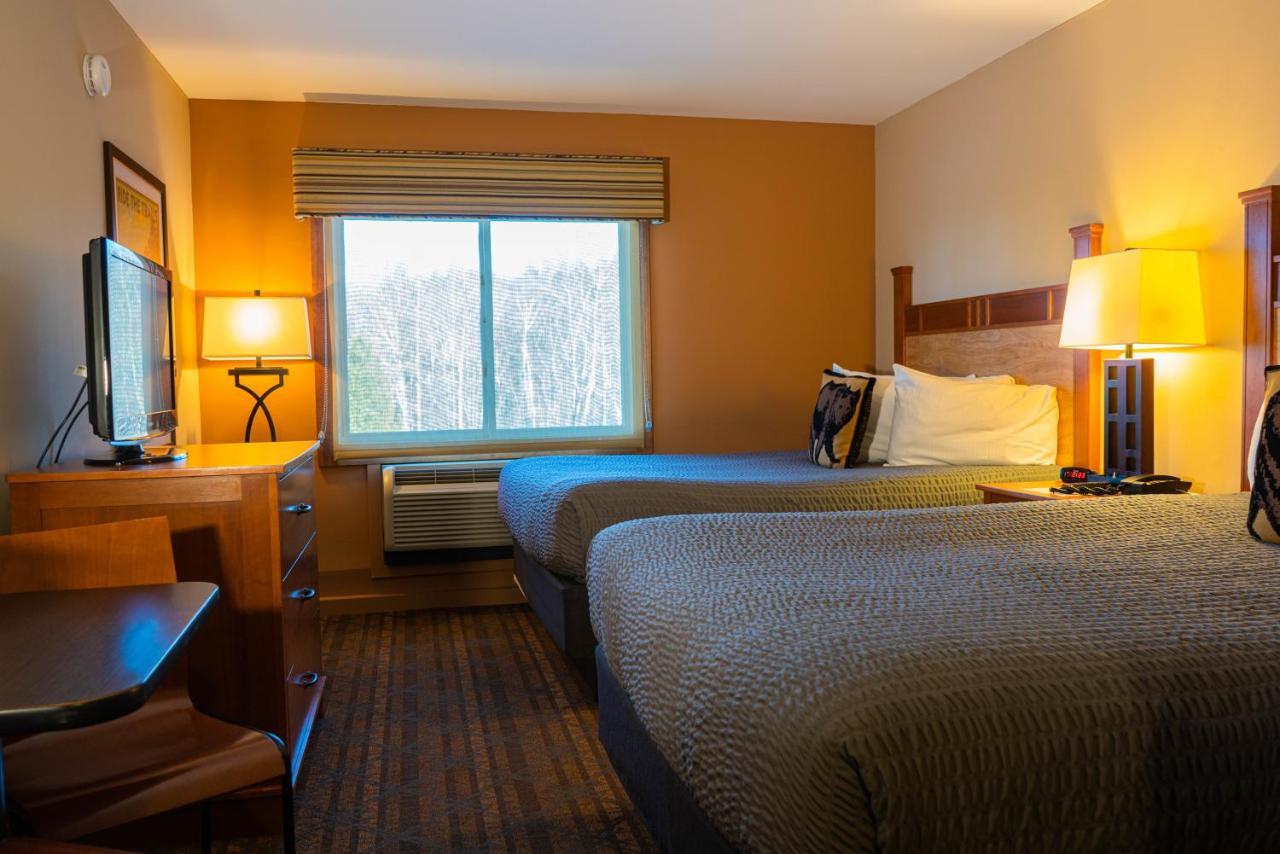The Black Bear Lodge At Stratton Mountain Resort Exterior photo