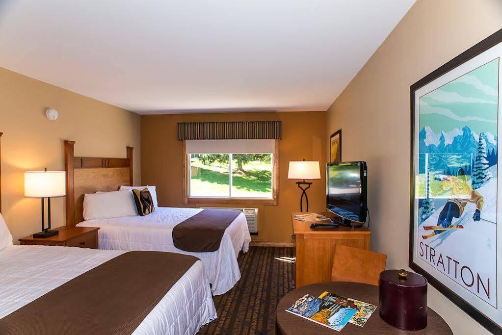 The Black Bear Lodge At Stratton Mountain Resort Exterior photo